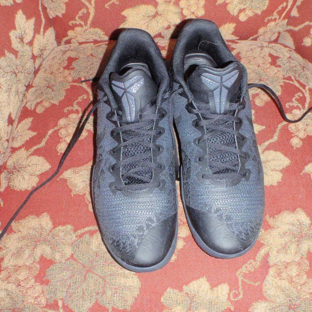 Nike Mamba Rage Kobe Bryant US Size 11 Black Shoes